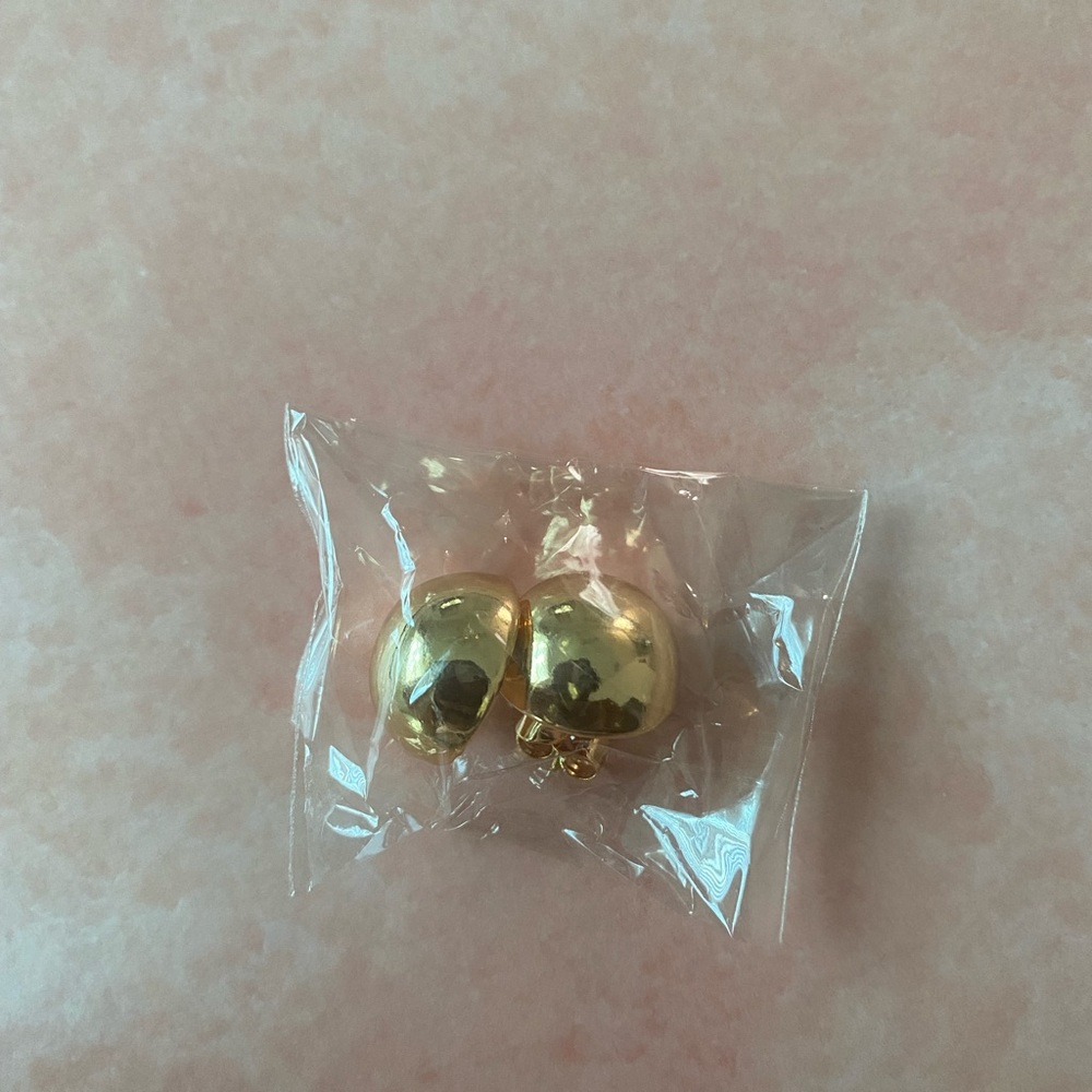 Gold Filled Jewelry. They won’t change color. They last 3 to 4 years depending
